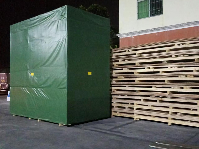 龍崗新(xin)能源設(she)備出口(kou)包裝